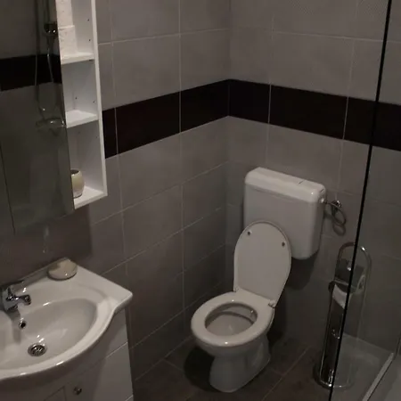 Premium I Sobe Vandrerhjem Visoko